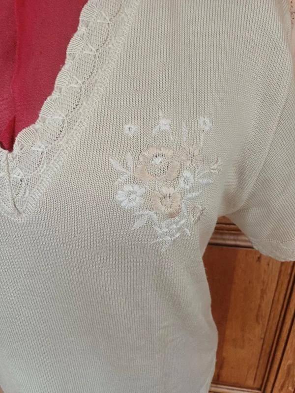Beige trui met korte mouwen maat 42 – photo 3
